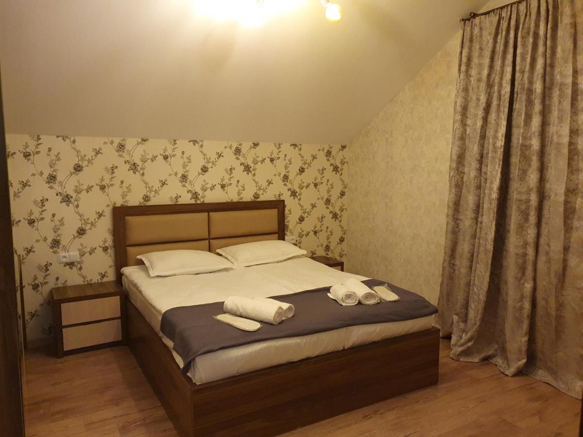 Gesh House Apartment Borjomi Bagian luar foto