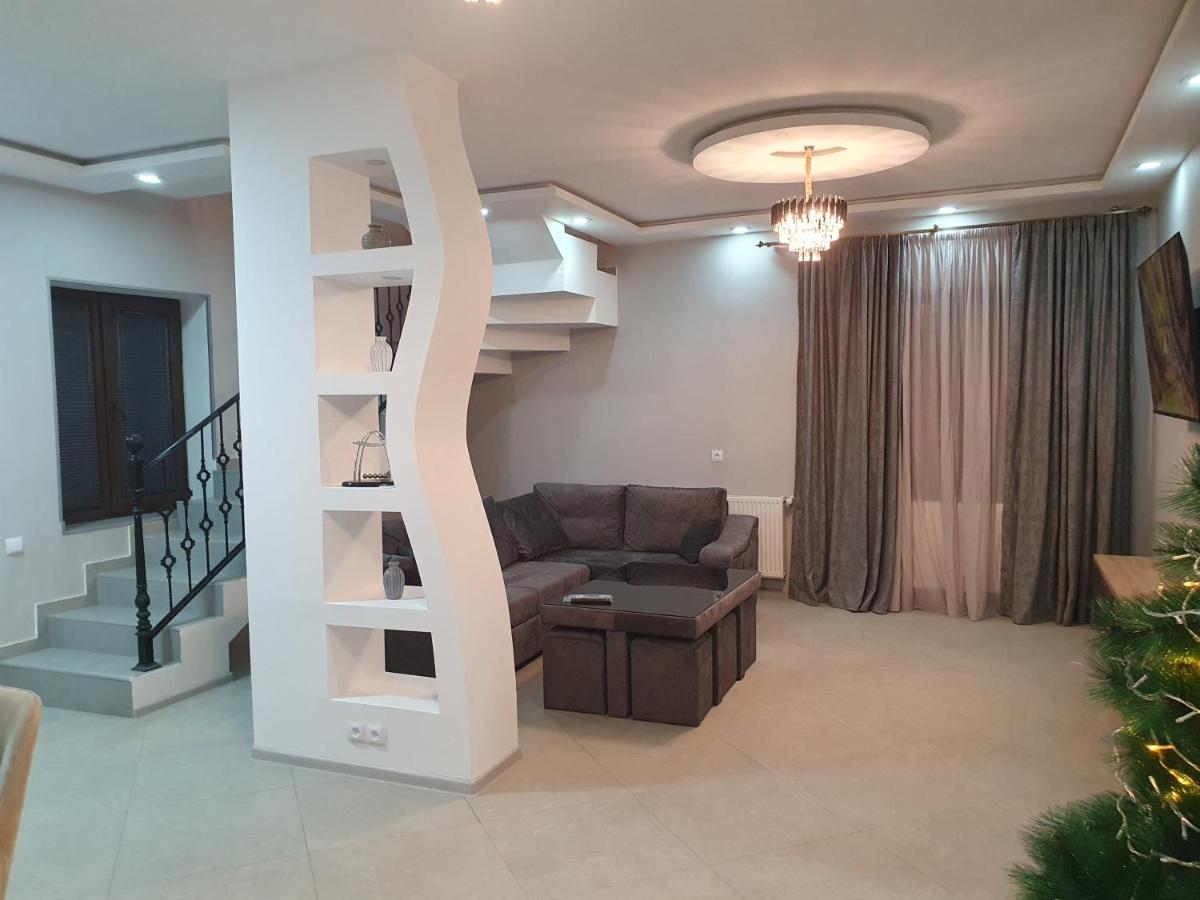 Gesh House Apartment Borjomi Bagian luar foto