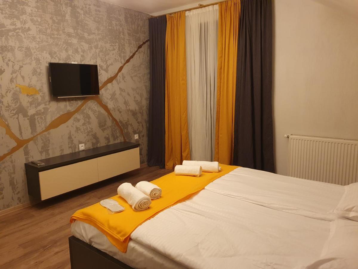 Gesh House Apartment Borjomi Bagian luar foto