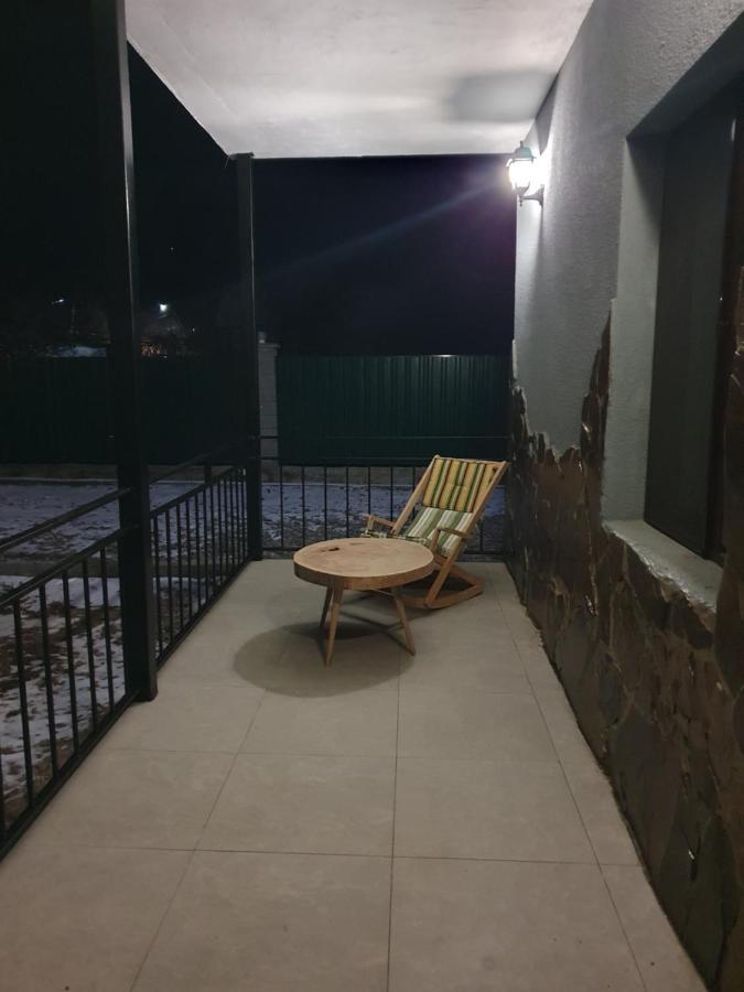 Gesh House Apartment Borjomi Bagian luar foto